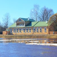 дом музей на реке Тихвинка :: Сергей Кочнев