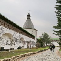 Новоспасский монастырь, стены и башни :: ZNatasha -