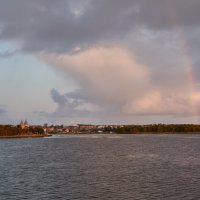 Вечерняя радуга над Большим Соловецким островом :: Минихан Сафин