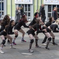 Танцы на улице(9) :: Александр Степовой 