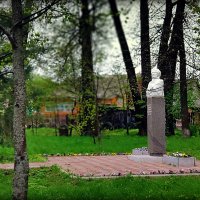 Памятник Александру Алябьеву :: Любовь 