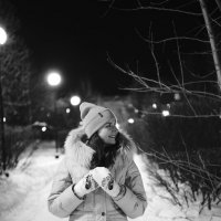 Ночь, улица, фонарь, портрет 3 :: Иван Фламин