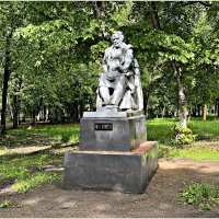 Памятник композитору  М.И.Глинке. :: Валерия Комова