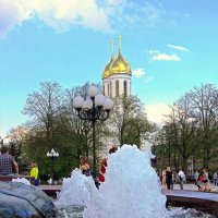 Бурлит фонтан :: Сергей Карачин