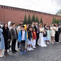 Свадьба на Красной площади. :: Татьяна Помогалова