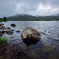 Хмурый день на Ойском озере :: Алексей Мезенцев