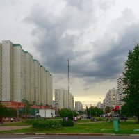 Вид на Братиславскую улицу :: Сергей Антонов