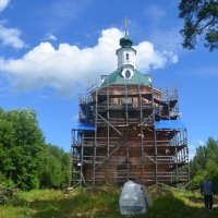 Деревня Кочевицы, Троицкая церковь восстанавливается с 2012 года... :: Владимир Павлов