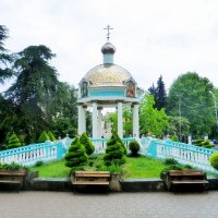 Водосвятная ротонда на территории Свято-Троицкого храма :: Raduzka (Надежда Веркина)
