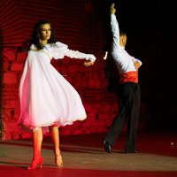 Танец :: Евгений Седов
