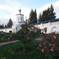 В Солотчинском монастыре :: Galina Solovova