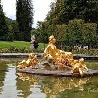 бассейн с позолоченной фонтанной группой "Flora und Putten" :: Светлана Баталий