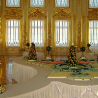 В зале Екатерининского дворца :: Сергей Карачин