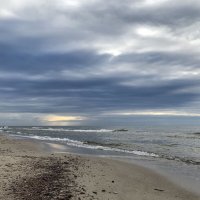 Закат над морем ... :: Лариса Корженевская