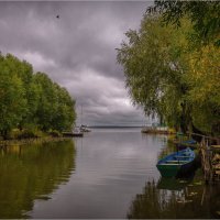 "Тихая гавань у озера"© :: Владимир Макаров