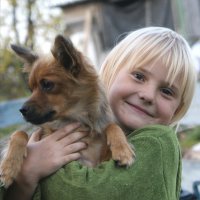 Девочка с собакой :: Наталия Григорьева