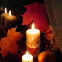 Осень свечи зажигает... :: Татьяна Гнездилова