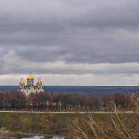 Вид на Успенский собор с "Водонапорной башни" :: Сергей Цветков