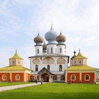 Тихвинский Богородичный Успенский монастырь :: Сергей Яснов