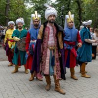 Турецкие гости :: Владимир Бесперстов