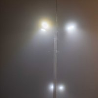 Парковка в тумане :: Константин Бобинский