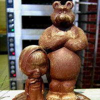 Маша и медведь. :: Радмир Арсеньев