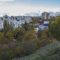 Симферополь с высоты  Петровских  скал :: Валентин Семчишин