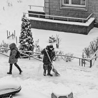 В Москве шёл снег :: Валерий Иванович