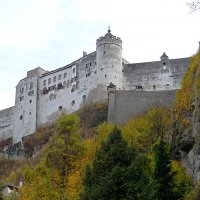 Крепость Хоэнзальцбург, расположенная в австрийском Зальцбурге. :: Галина 