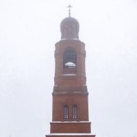 Колокольня Гуслицкого монастыря стремится в. туман :: Георгий А