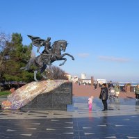 Памятник Петру Котляревскому :: Александр Рыжов