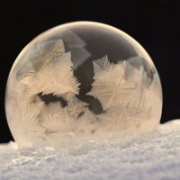 Мыльный пузырь с узорами :: Андрей Пристяжнюк