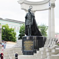 Москва. Памятник Императору Александру. :: Валюша Черкасова