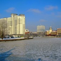 Зимняя река :: Сергей Карачин