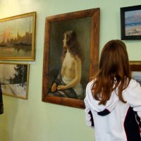 На выставке картин известных художников :: Raduzka (Надежда Веркина)