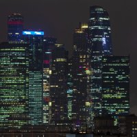 Огни ночного города. :: Alexandr Gunin