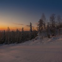 Рассвет в горах :: Vladimbormotov 