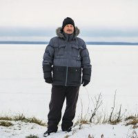 Автопортрет на берегу Рыбинского водохранилища. :: веселов михаил 