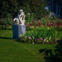 Скульптура "Нимфа" в Собственном саду в Екатерининском парке, г.Пушкин :: Елена Кириллова