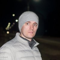 Ночной портрет :: Анатолий Клепешнёв