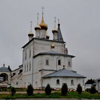 г. ГОРОХОВЕЦ, мужской монастырь. :: Виктор Осипчук