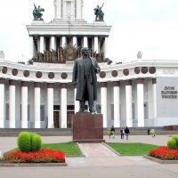 Памятник В.И.Ленину на В.Д.Н.Х. :: Николай Николаевич 