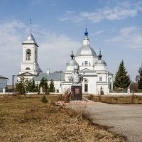 Церковь Святой Живоначальной Троицы в селе Ворша :: Валерий Иванович