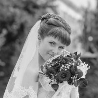 Монохромный портрет невесты :: Анатолий Клепешнёв