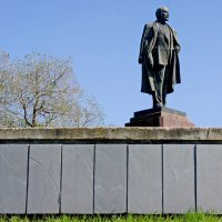 Омск,памятник В.И.Ленину. :: сергей 