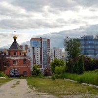 Городские зарисовки :: Galina Solovova