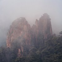 Хуаншань, Желтые горы Китая :: Дмитрий 