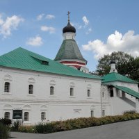 Трапезная палата и Покровская церковь в Александровской слободе. :: Ольга Довженко