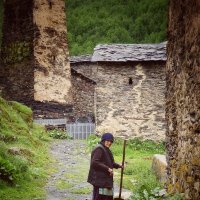 a resident of the old village :: on4side live | travel | explore
