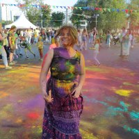 Фестиваль красок "Краски Холи" :: Андрей 